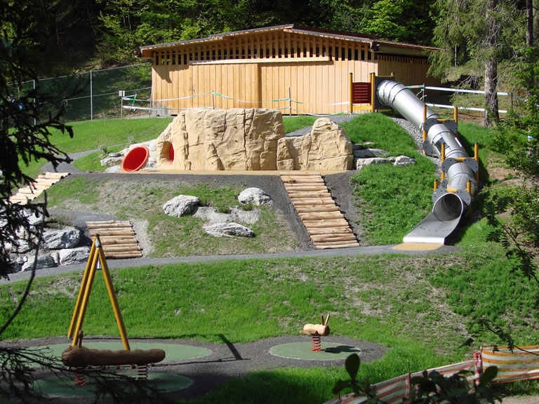 Kinderspielplatz beim Caumasee - Flims - Kinder