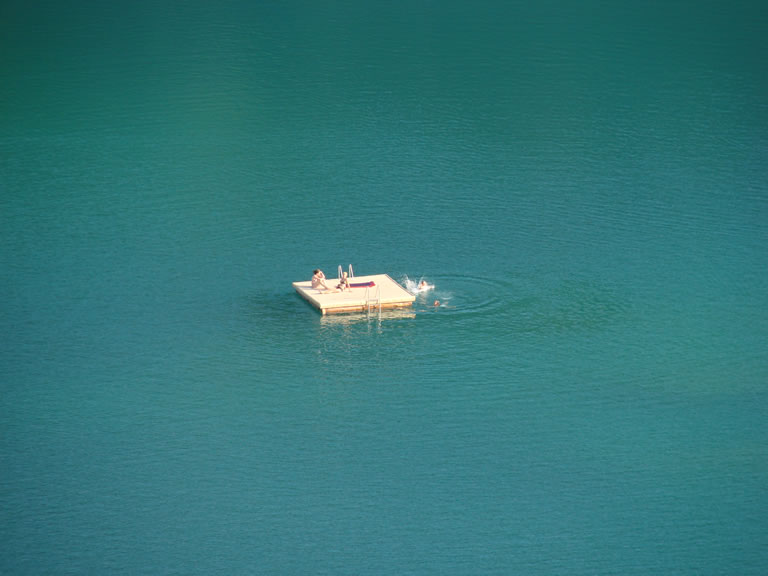Floss auf dem Caumasee