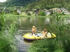Gummiboot auf dem See
