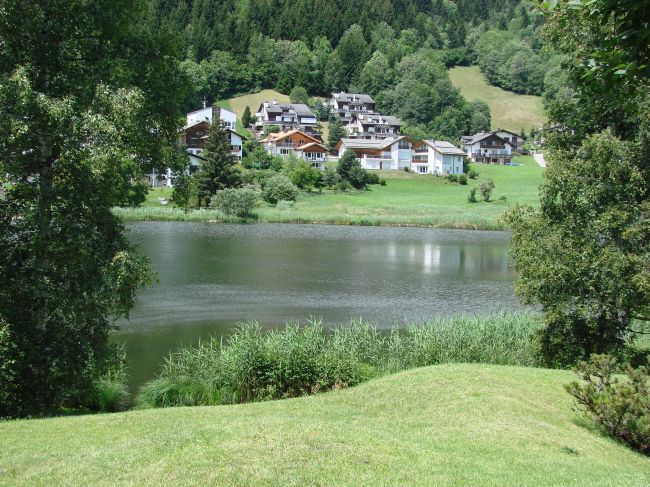 private Liegewiese am Laaxersee
