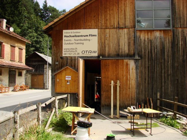 Hochseilzentrum Flims an der Strasse von Flims nach Laax - Outdoor Training Academy (OTA)