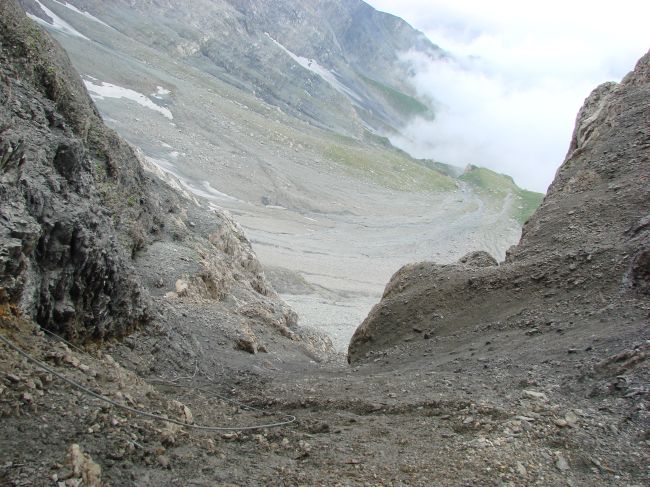 Martinsloch - Blick hinunter Richtung Glarnerland - Elm