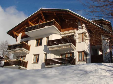 Ferienwohnung in Laax am See - Skifahren in der Alpenarena